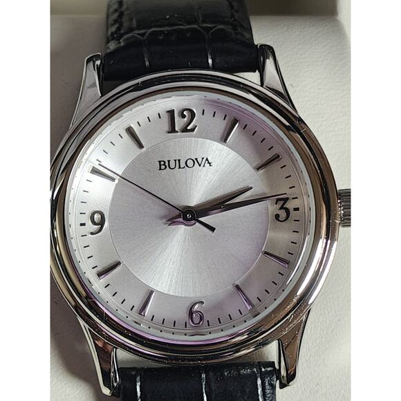 BULOVA 96T58 30mm Silver Dial Classic Ladies Watch Needs Battery (Included)